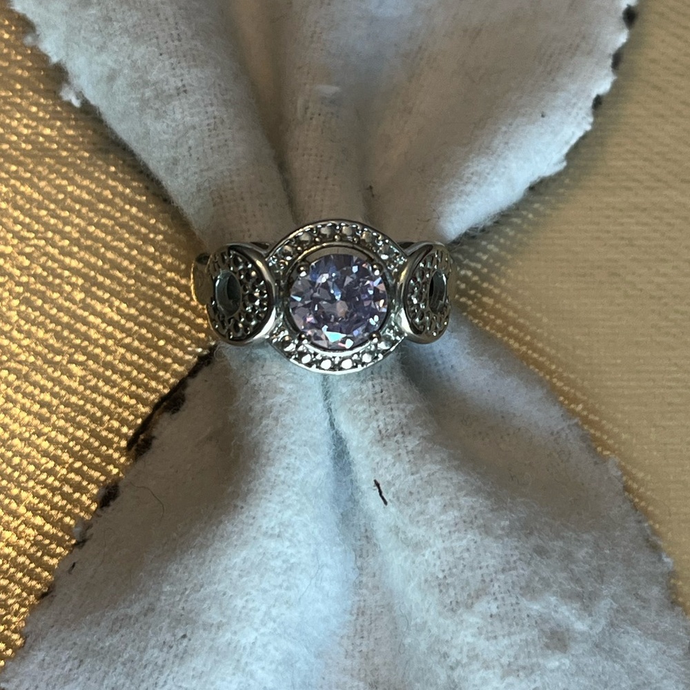 Fashion Ring Size 8.5